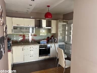 Partynicka 7, 2 pokoje (43 m2)+balkon, przy parku!