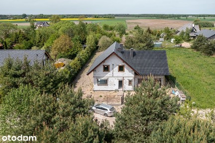 DOM WE WRONCZYNKU. 250 M². DZIAŁKA 1372 M². GARAŻ NA 2 SAMOCHODY