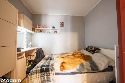 MIESZKANIE 49,5 M2 NA PIERWSZYM PIĘTRZE + KOMÓRKA LOKATORSKA