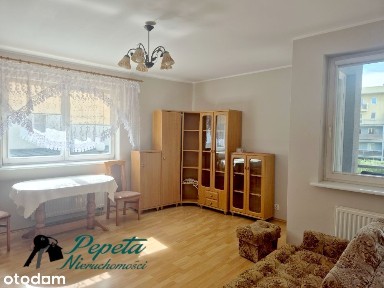 2 pokoje/ Piątkowo/ Piwnica/ Duży balkon/ Szybki tramwaj/ Parking!