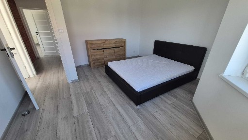 Mieszkanie wykończone, umeblowane 3 pokoje, duży balkon widok góry, Bielsko-Biała 4 Pory Roku