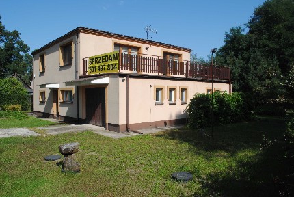 REZERWACJA ! Sprzedam dom wolnostojący z działką