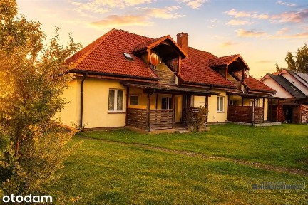 Bliźniak na osiedlu generalskim