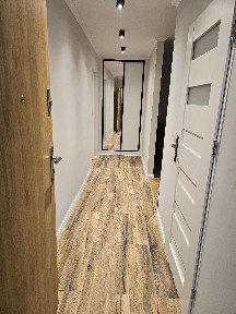 Nowoczesne mieszkanie na parterze z balkonem w super lokalizacji