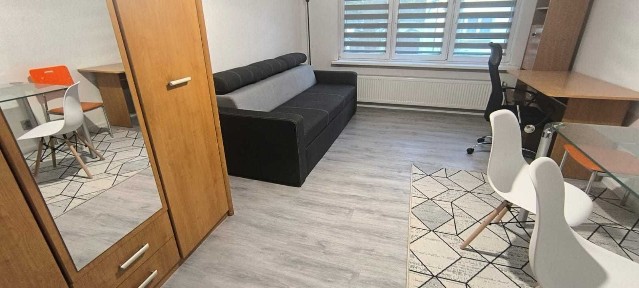 Do wynajęcia mieszkanie/ Helenka ul. PCK, dla studenta, bardzo blisko ŚUM!