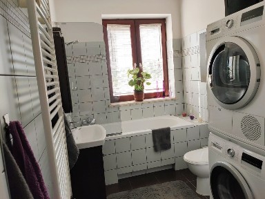 Apartament przy metro Bielany 91m+15m balkonu z miejscem w garażu na samochód i rowery