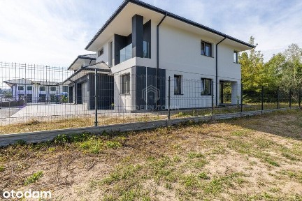 Nowy bliźniak z dużym garażem | Warszawianka