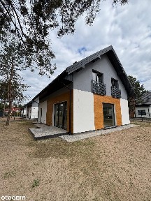 Dom w Łosiu z pompą ciepła i rekuperacją