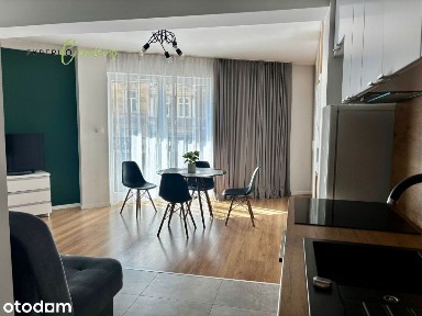 Dla pary/Centrum/Balkon/Jedności Narodowej