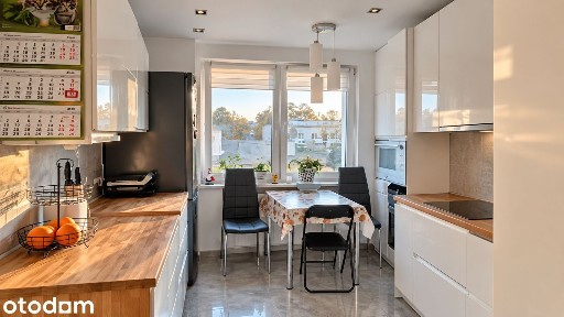 50 m²- 2 pokoje - duży balkon - po modernizacji
