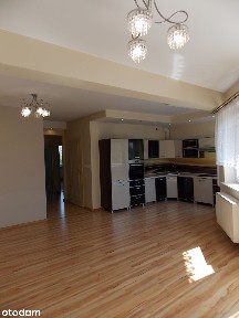Mieszkanie 74,5 m2, 3 pokoje, w centrum.