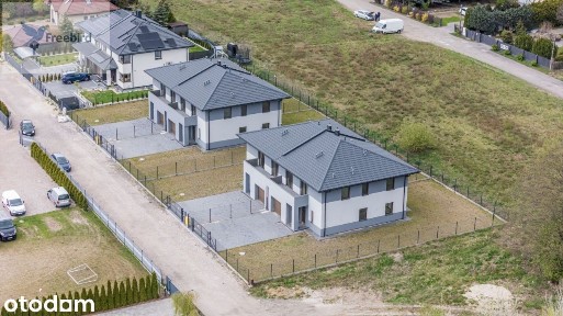 Bliźniak z pełnym ogrzewaniem podłogowym i gabinet