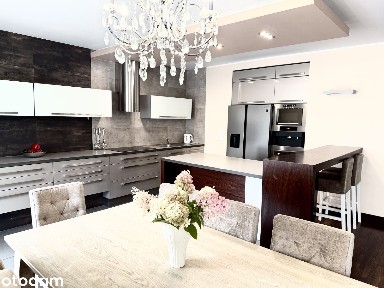 Przestronny apartament z tarasem i dwoma garażami