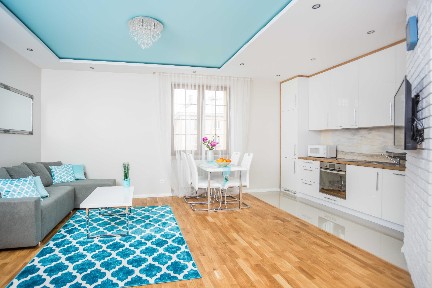 Nowy Świat 14 centrum Białegostoku 2 pokoje 48 m2 - balkon, darmowy parking pod budynkiem, zmywarka, umeblowane, od 1 października