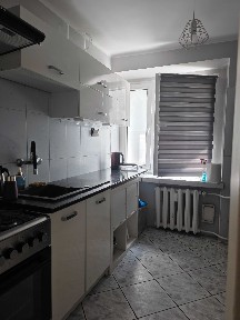 Do wynajęcia kawalerka Bytom Centrum z C.O. /oficyna/opłaty z czynszem 1533zł