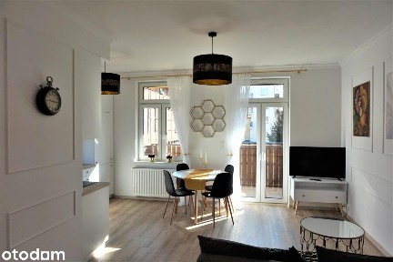 Klimatyczny apartament w pięknej okolicy.