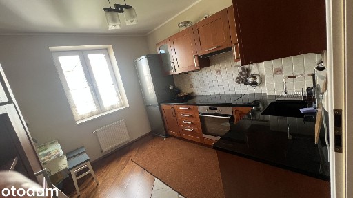 Bardzo komfortowe mieszkanie, salon, sypialnia, oddzielna kuchnia