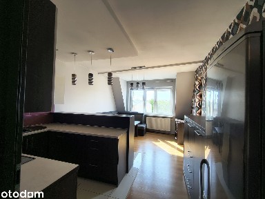 3 - pokoje / Kaszubska / 2008 r. / Balkon / KPEC / teren zamknięty