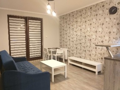 2 pokoje 39m2, tramwaj 250m, w cenie komórka + hala