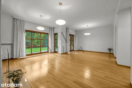 Elegancki dom z ogrodem | Zawady | 236 m²