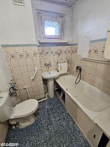 Super osiedle 3 pokoje do remontu balkon