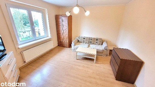 Przestronna kawalerka w Cieplicach, I piętro, wyremontowany budynek