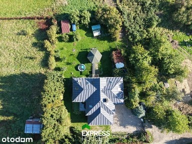 Dom w Strzeżenicach z ogrodem 1500 m²