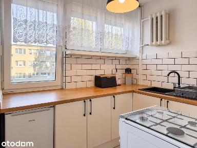 2 pokoje / 33,3 m2 / po częściowym remoncie