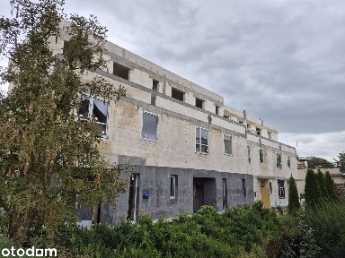 Domy Kmicica pow. 142,51 m² z ogrodem, 2 tarasami, miejscem postojowym