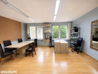 Kompleks usługowy 110m Józefów