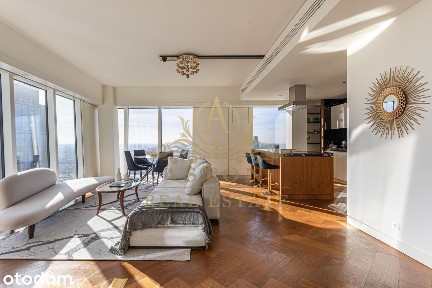 Spectacular 2 bedroom apartment at Złota 44