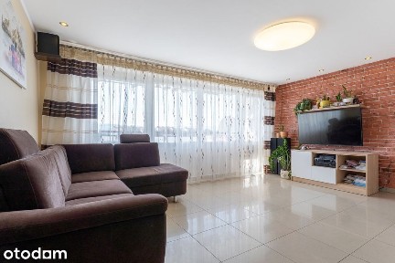 3 pokoje, 72 m², garaż, oddzielna kuchnia, 4 pięt.