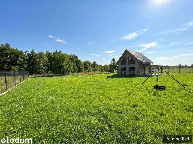 Uroczy, letni domek na wsi