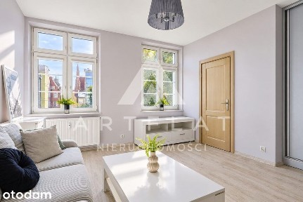 Stare Miasto/widok na ratusz i Bazylikę Mariacką