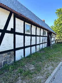 Nieruchomość z zabudowaniami gospodarczymi - Bobrowice, zachodniopomorskie