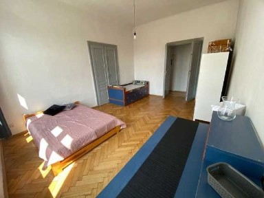 Wynajmę 2 pokojowe słoneczne i duże mieszkanie na Krakowskim Kazimierzu