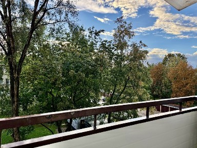 2 pokojowe mieszkanie po remoncie, balkon, miejsce parkingowe
