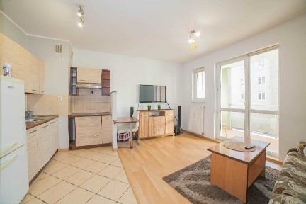 Do wynajęcia mieszkanie blisko UWM (2 pokoje, balkon)