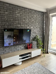 Komfortowe 3‑pokojowe mieszkanie z piwnicą i dużym miejscem postojowym