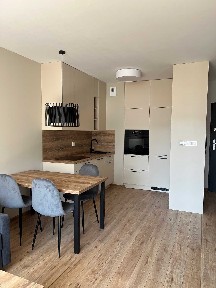 Jeśli cenisz sobie komfort i wygodę, zapoznaj się z ofertą. Znakomita lokalizacja - blisko centrum.