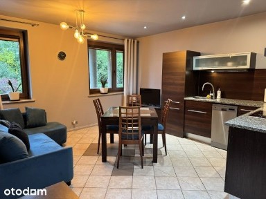 Komfortowy Apartament w Centrum