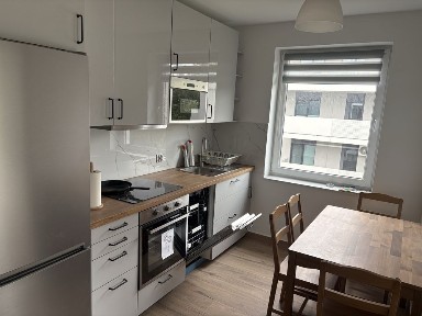 NOWE! PIERWSZY NAJEM | Pokój 10 m² | Północna 26 | Lublin Preferowane osoby spokojne, dbające o porządek i komfort pozostałych mieszkańców.