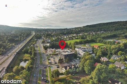 Nowoczesna siedziba firmy 360 m² i parking