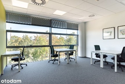 Przestrzeń do pracy dla 4 osób w Regus Opera
