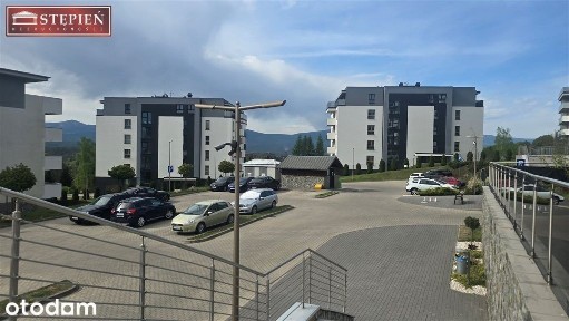 Apartamet z wyjściem na ogród i widokiem na góry.