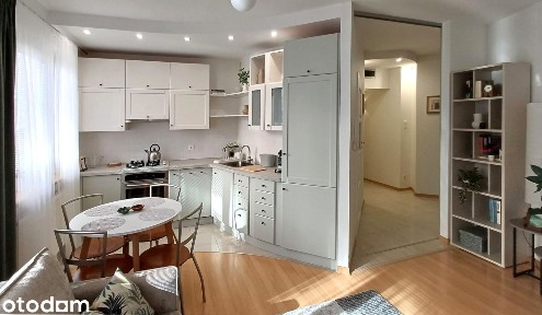Metro Kabaty | Ciche 3 pokoje 63 m² | Garderoba | Po remoncie