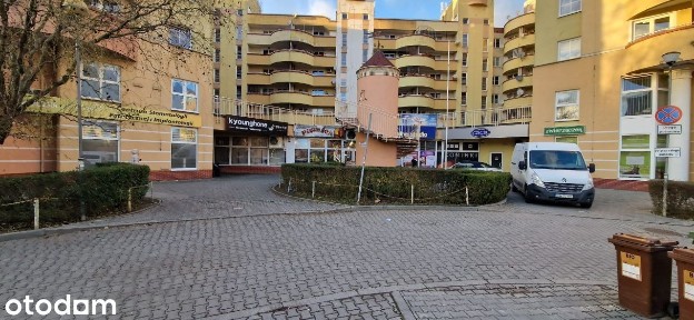 Lokal usługowy Zaporoska, parter, witryna