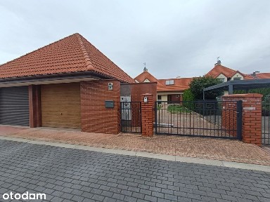 Dom w zabudowie szeregowej na os. Niwa - działka 441m2