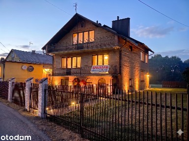 Duży dom + zabudowania na 24-arowej działce - wiele możliwości!