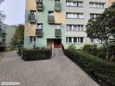 2 pokoje, 37 m2, parter, do remontu, Bielany ul. DORYCKA